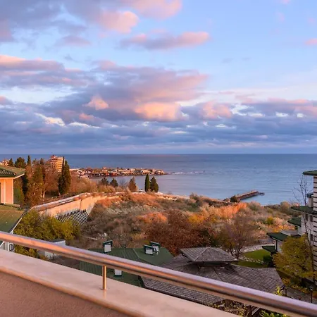 아파트 за гости затворен комплекс емералд *