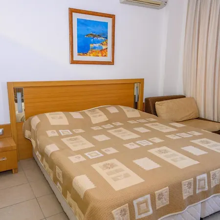 за гости затворен комплекс емералд 아파트