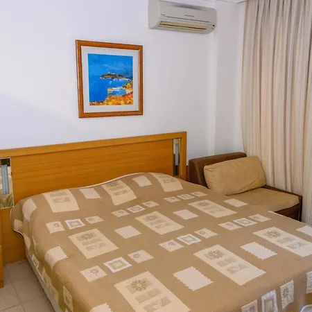 아파트 за гости затворен комплекс емералд