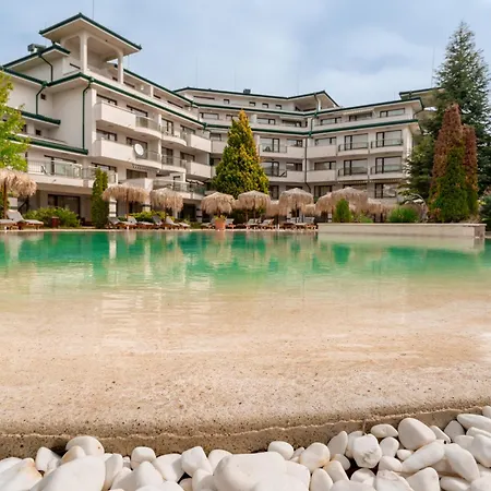 за гости затворен комплекс емералд * 라브다