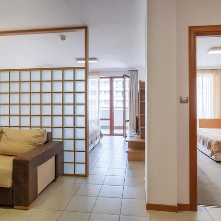 아파트 за гости затворен комплекс емералд