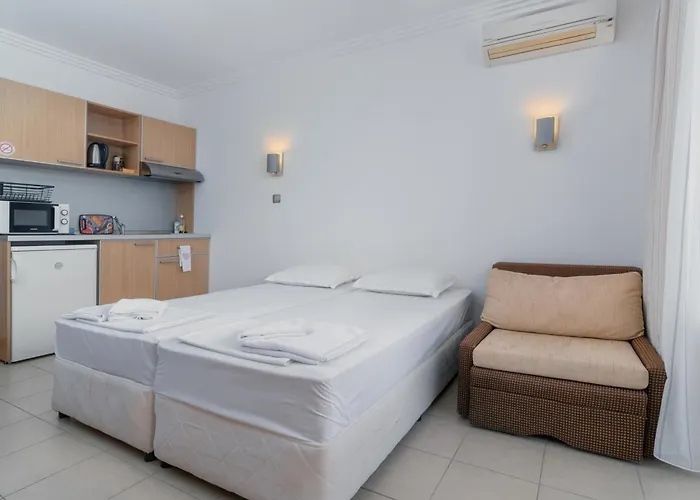 за гости затворен комплекс емералд Appartement