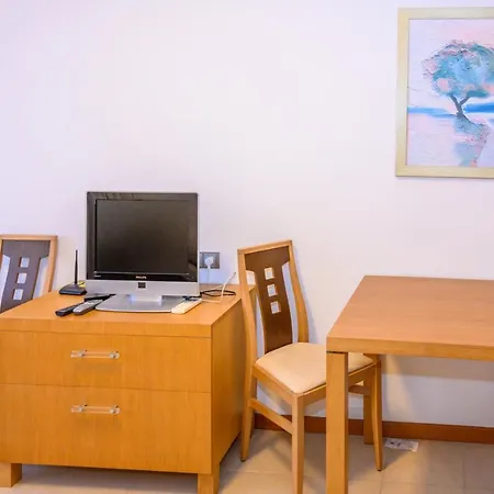 Apartment за гости затворен комплекс емералд Rawda