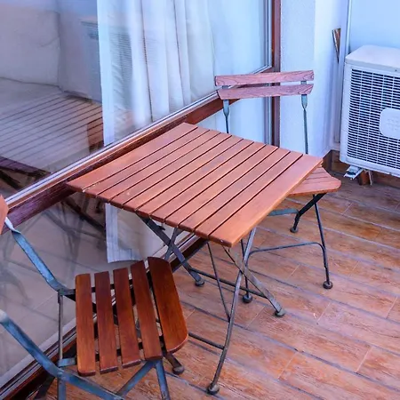 за гости затворен комплекс емералд Rawda