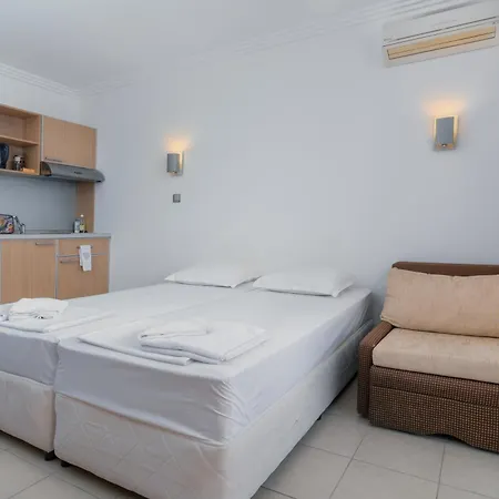 за гости затворен комплекс емералд Appartement