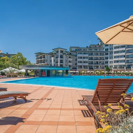 за гости затворен комплекс емералд Appartement *