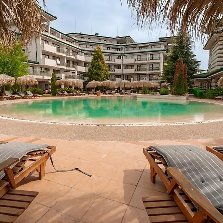 за гости затворен комплекс емералд Appartement *