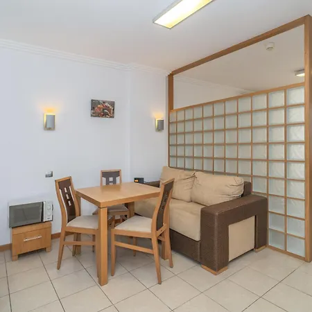 Apartment за гости затворен комплекс емералд *