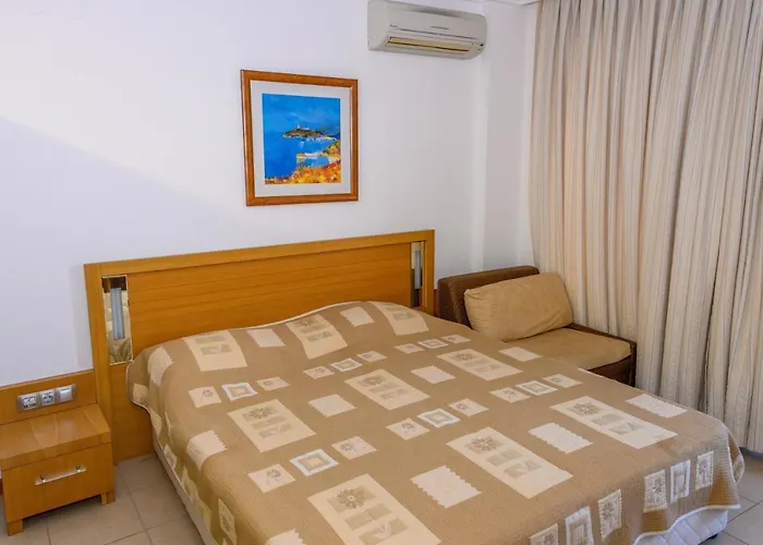 Apartamento за гости затворен комплекс емералд