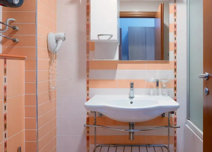 за гости затворен комплекс емералд Apartamento *